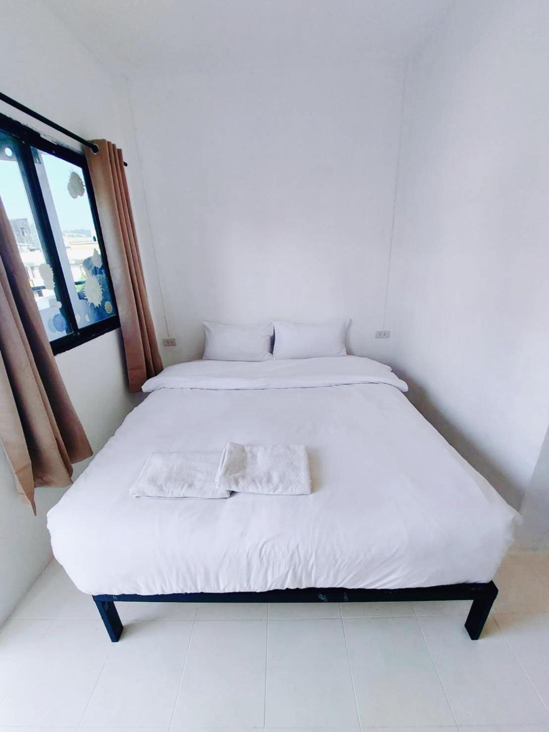 Bao Phuket Pathong Beach 2 Căn hộ *